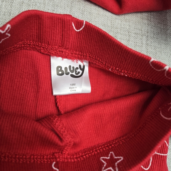 NWT Bluey 2-Piece Winter Sweatshirt & Flared Pants Outfit 18M - Picture 6 of 7